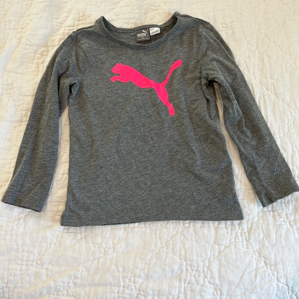 Puma Girl’s long sleeved tee with pink shimmer puma graphic